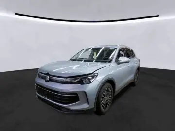 Tiguan 2.0 TDI Life DSG LED SHZ ACC 360 AHK