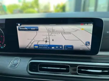 V 300 AVANTGARDE XL *MBeam*Distr*Stdhzg*360°*Nav