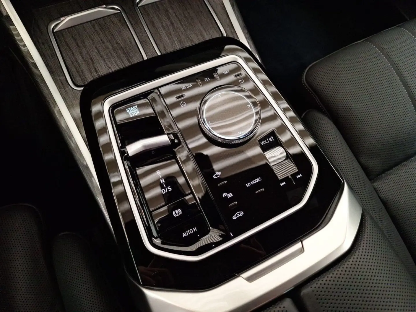 750e xDrive Massage DAProf 360° ExecutiveLo HUD