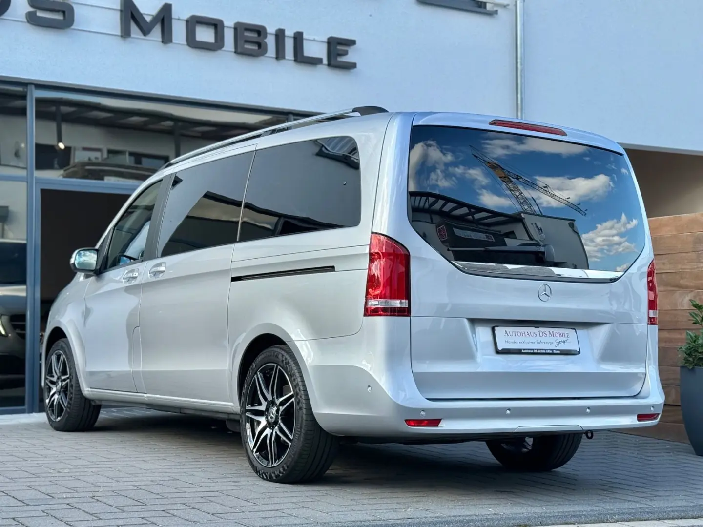 V 300 d 4M lang Avantg/AMG 19''/Standh/Pano/1HD