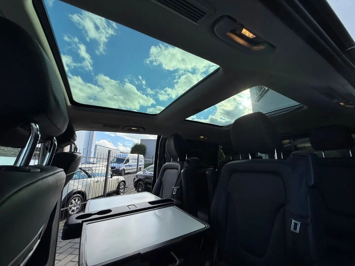 V 300 d 4M lang Avantg/AMG 19''/Standh/Pano/1HD
