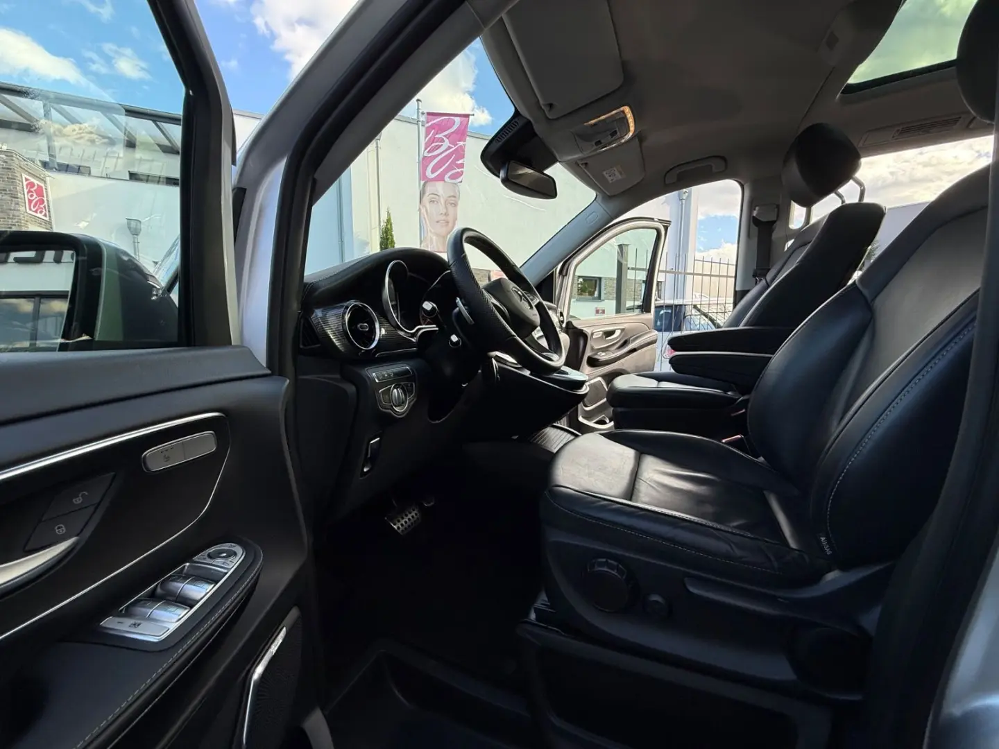 V 300 d 4M lang Avantg/AMG 19''/Standh/Pano/1HD