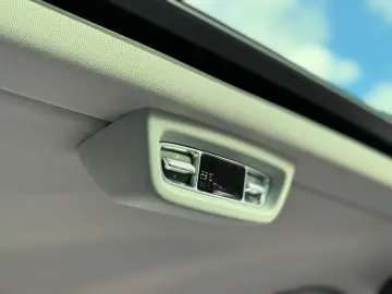 V 300 d 4M lang Avantg/AMG 19''/Standh/Pano/1HD