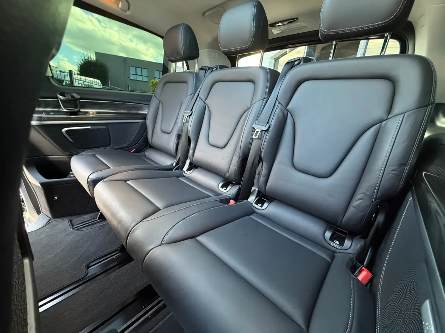 V 300 d 4M lang Avantg/AMG 19''/Standh/Pano/1HD