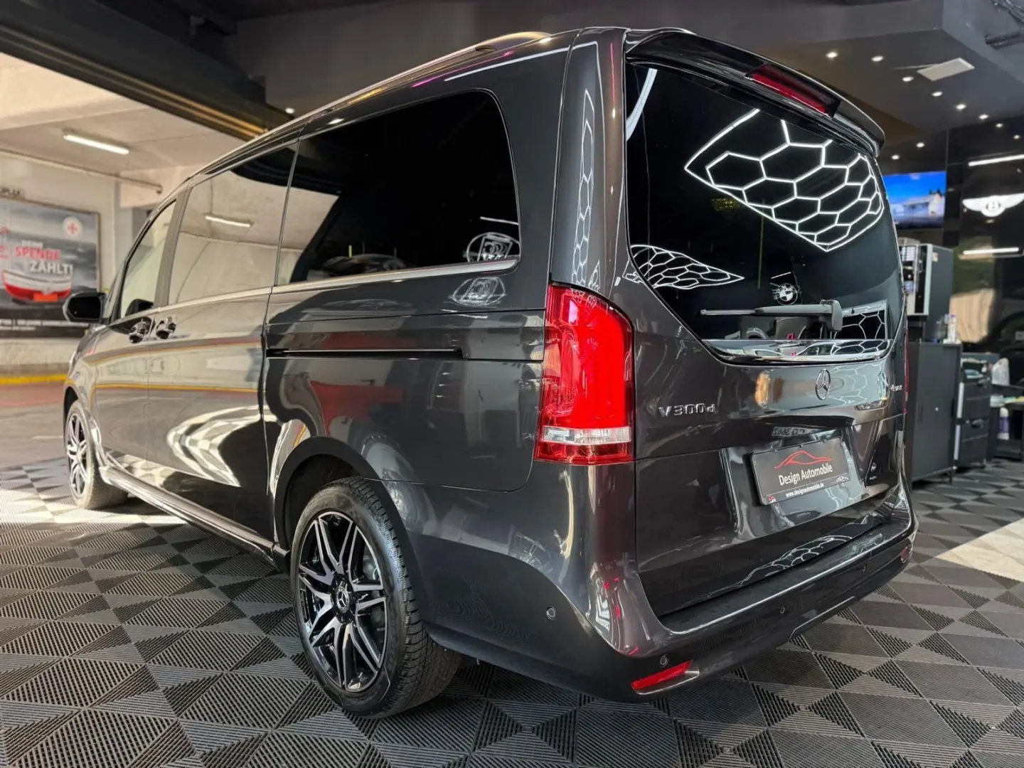V 300 AMG Line 4 Matic lang