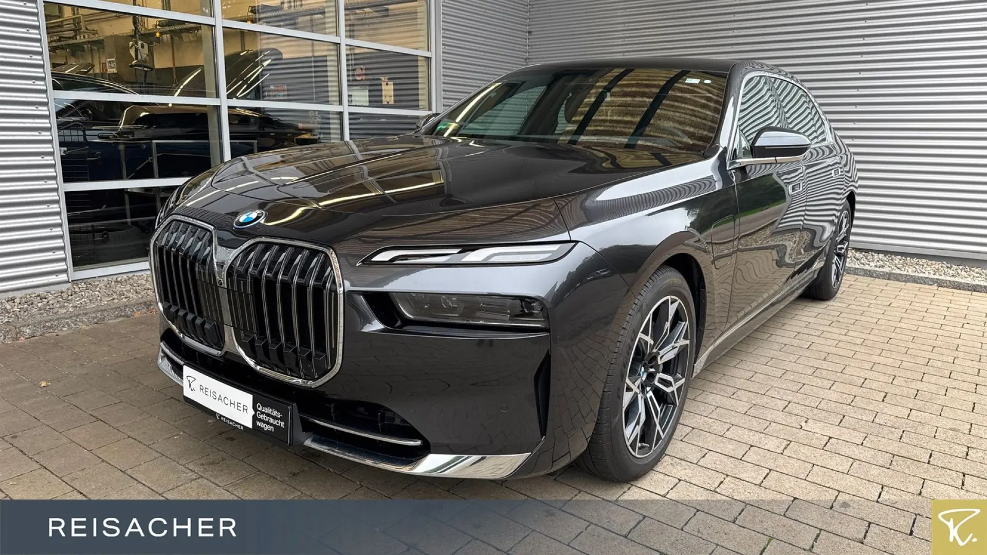 750e xDrive Navi HUD ACC 360° Massage 20