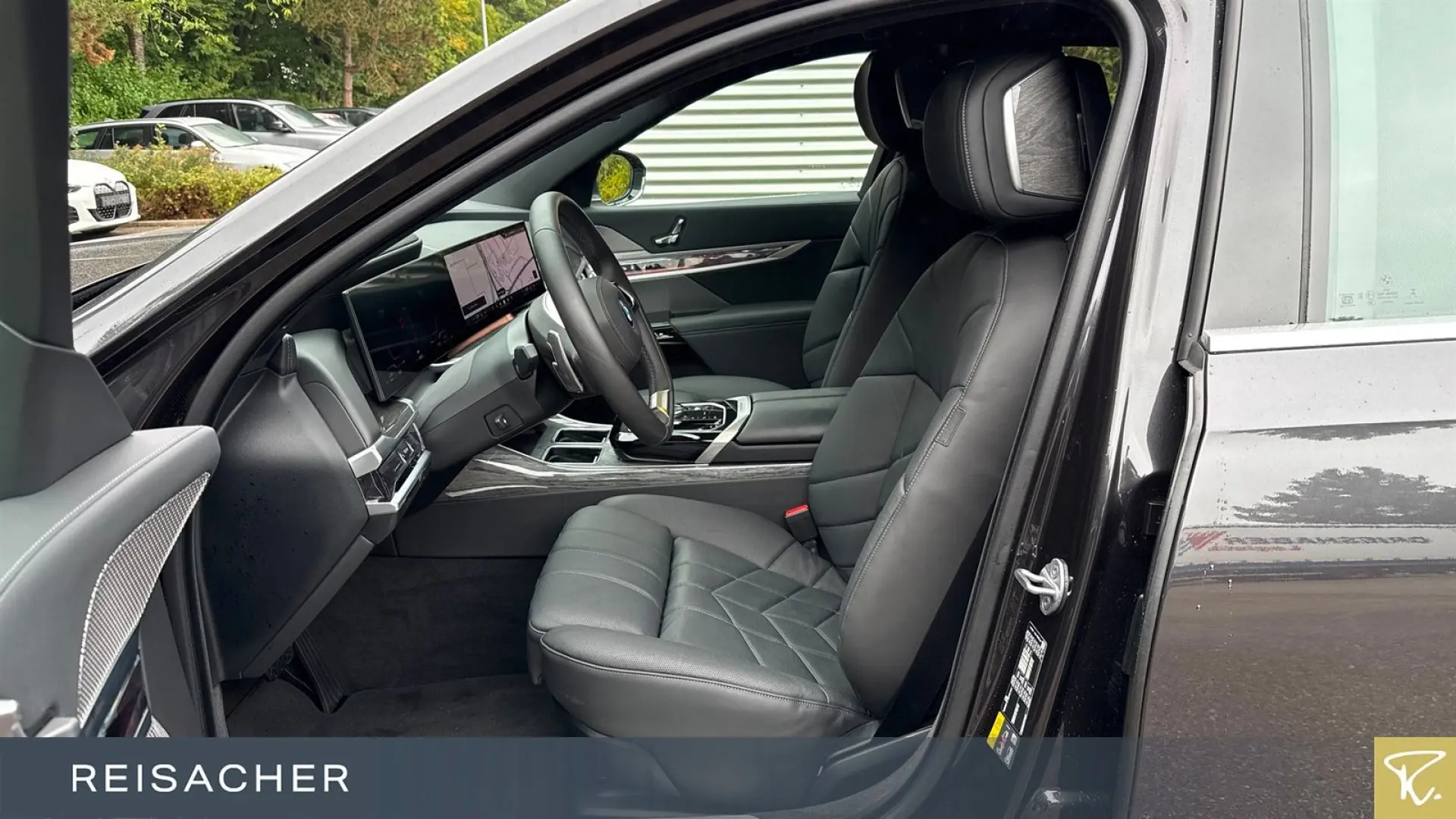 750e xDrive Navi HUD ACC 360° Massage 20