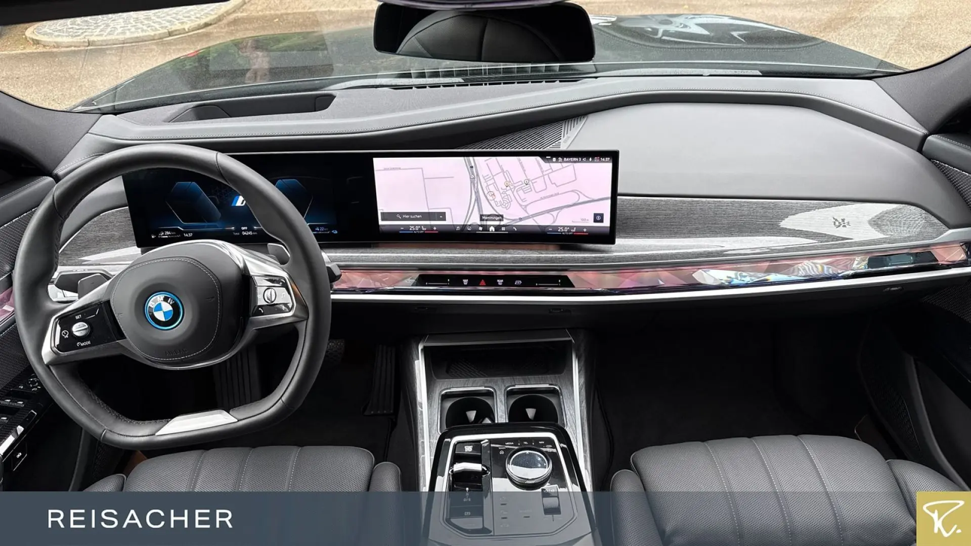 750e xDrive Navi HUD ACC 360° Massage 20