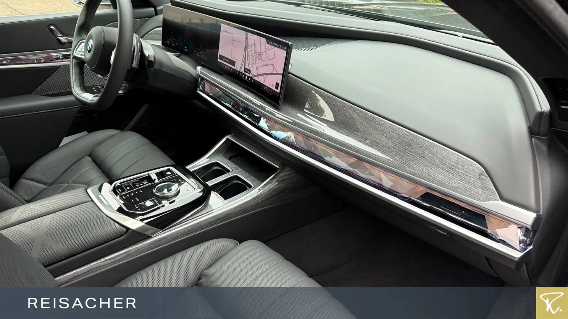750e xDrive Navi HUD ACC 360° Massage 20