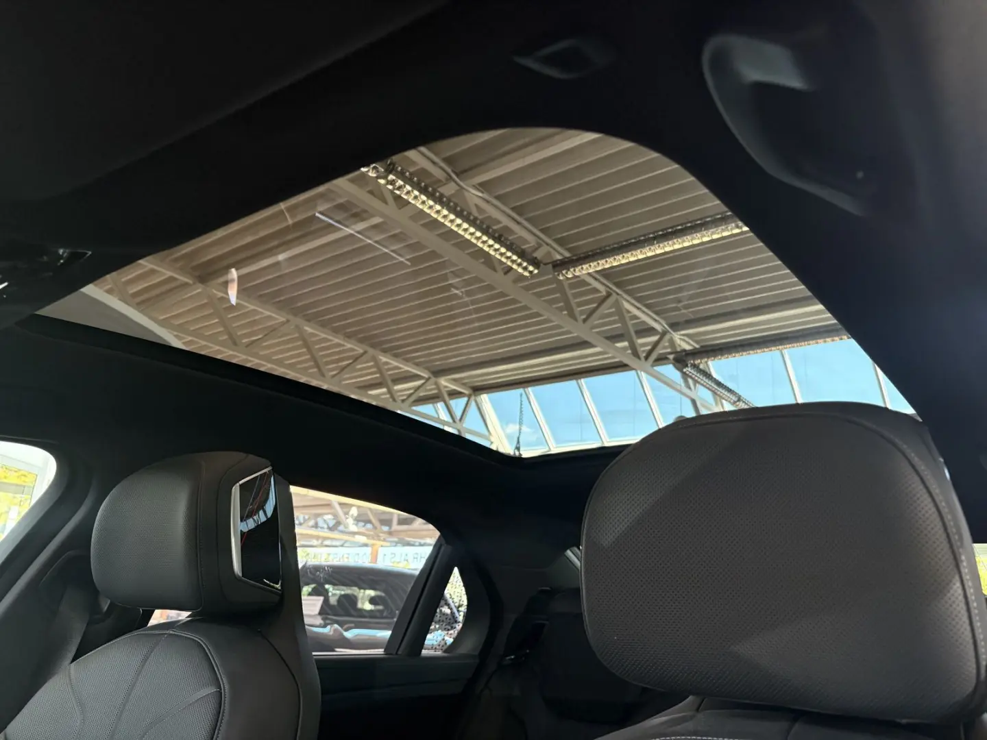 750e xDrive MSport Pro DA/PA Prof Massage 21