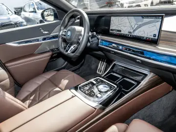 750e xDrive M Sport HUD PANO ACC 360°KAM RFK LM