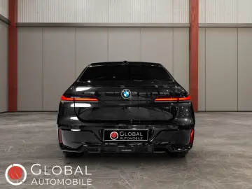 750e xDrive M Sport Pro°SKY°SOFT°MASS°VENT°B&W°