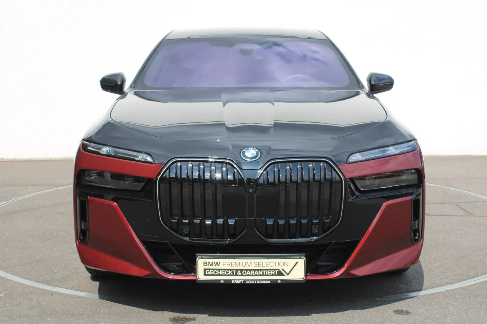 750e xDrive M SPORT PRO+TWO TONE LACK+FOND ENTER
