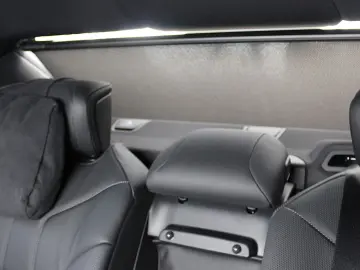 750e xDrive M SPORT PRO+TWO TONE LACK+FOND ENTER