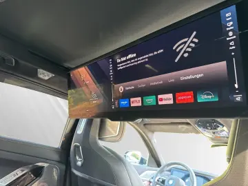 750e xDrive M Sport|TV-Fond-Entertainment