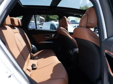 GLC 300 4M AMG-Sport/DIGITAL/360/Pano/AHK/Leder