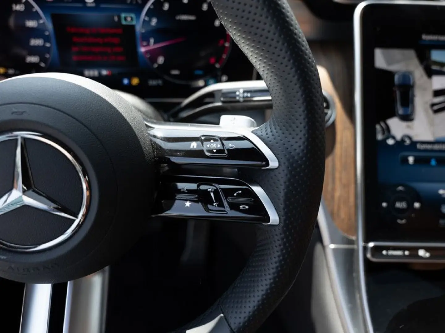 GLC 300 4M AMG-Sport/DIGITAL/360/Pano/AHK/Leder