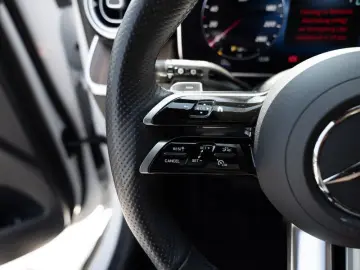 GLC 300 4M AMG-Sport/DIGITAL/360/Pano/AHK/Leder