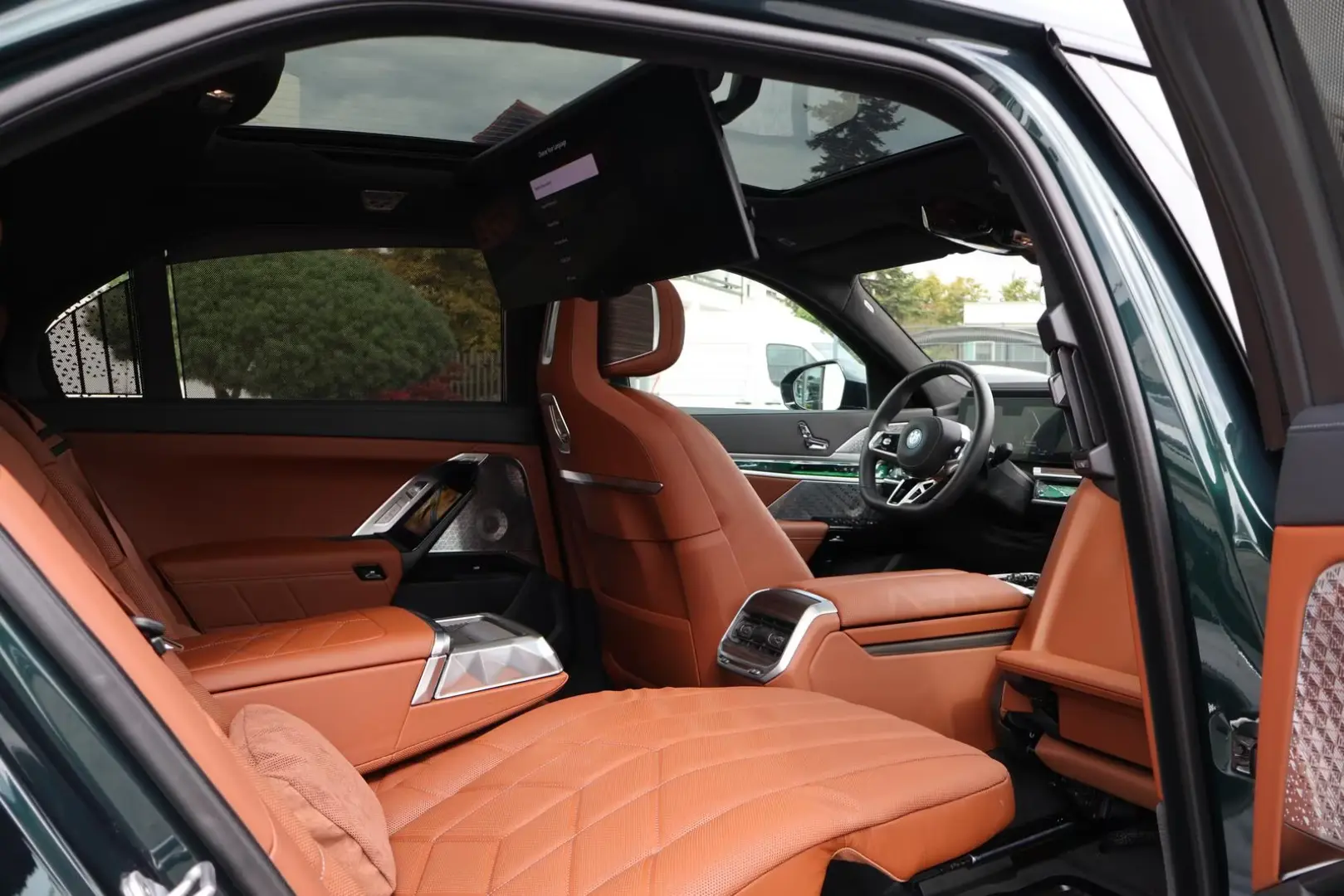 BMW Seria 750e 2025