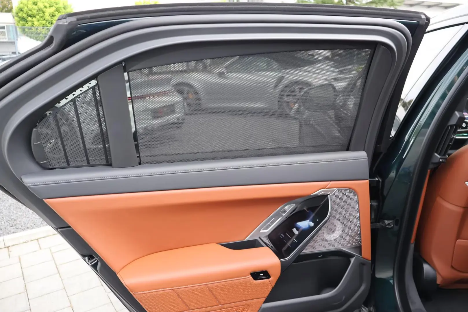 BMW Seria 750e 2025