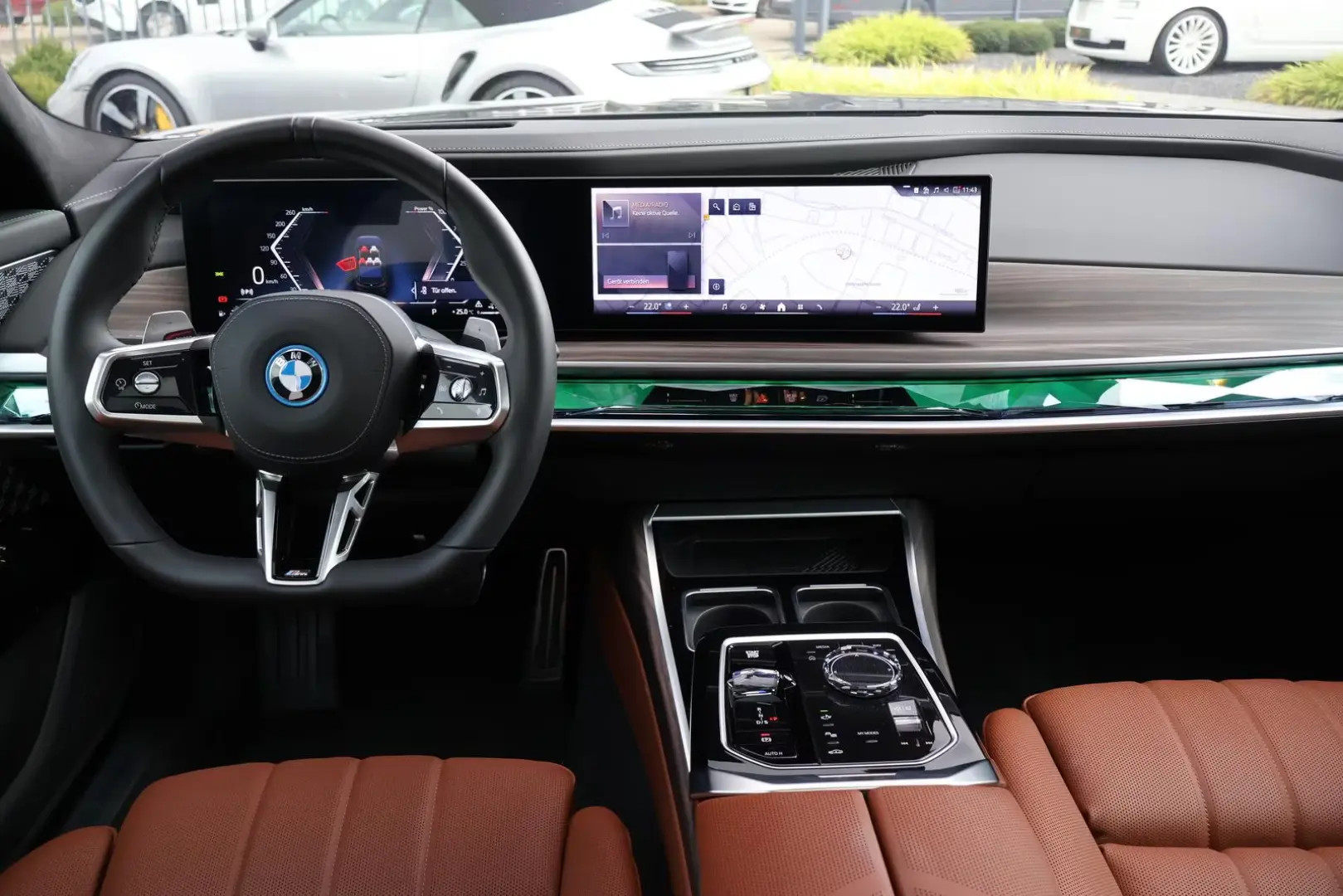 BMW Seria 750e 2025