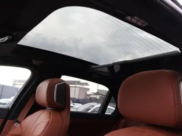 BMW Seria 750e 2025