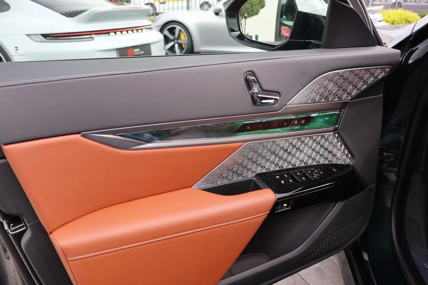 BMW Seria 750e 2025