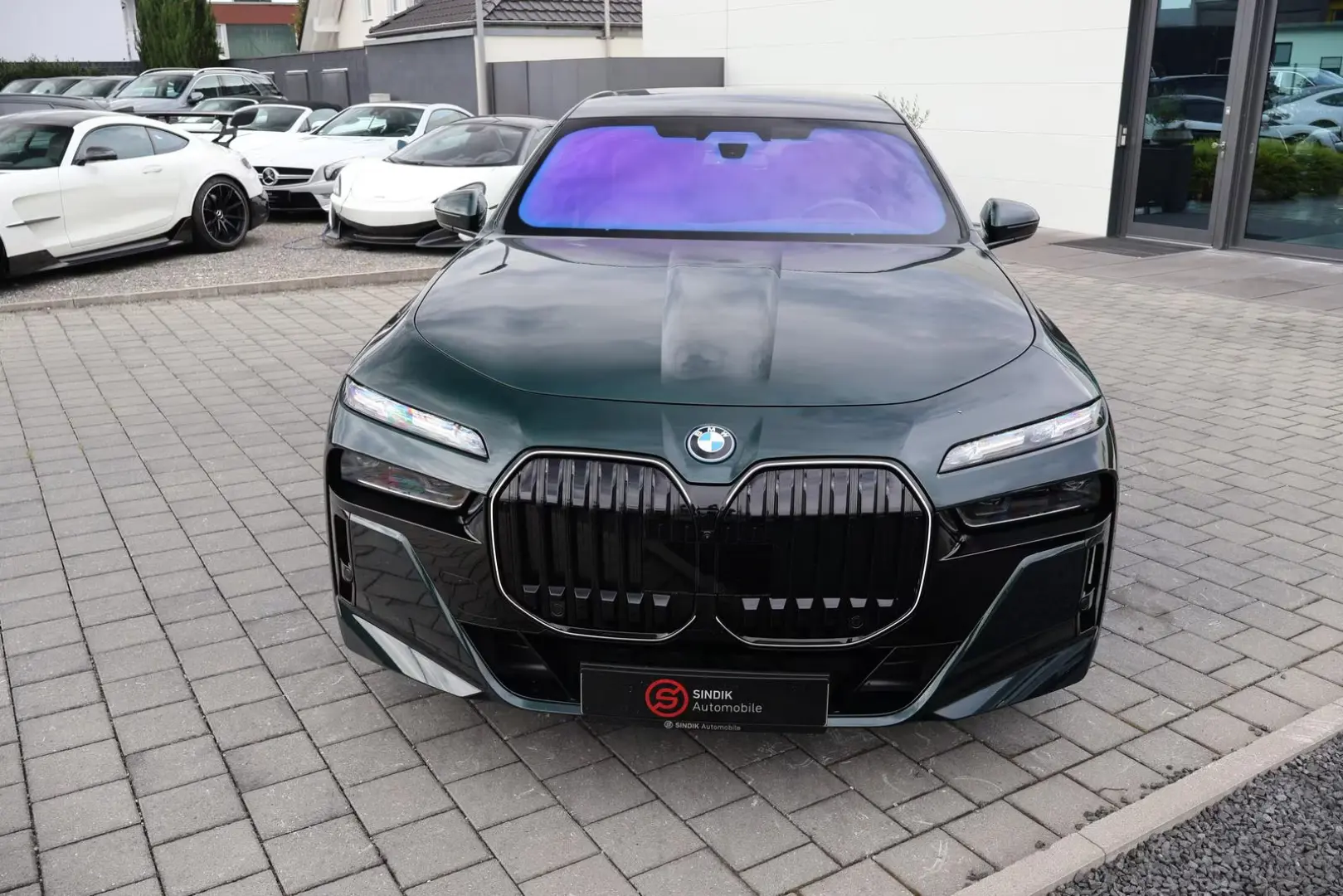 BMW Seria 750e 2025
