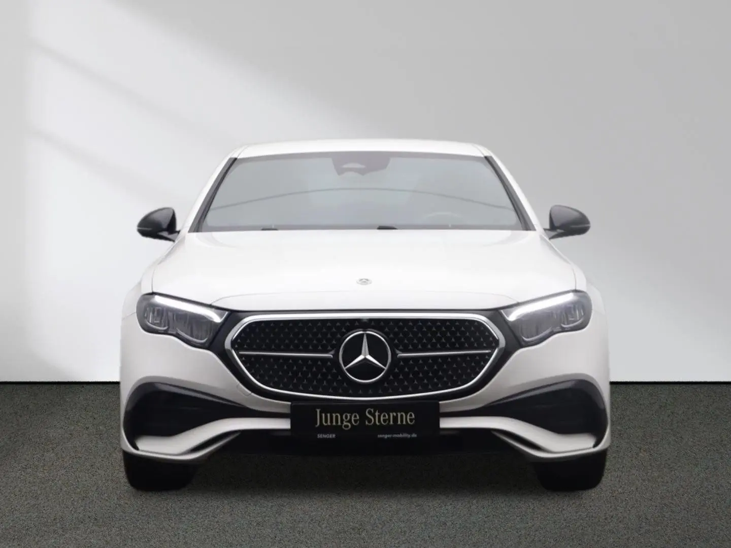 E 300 de AMG Night Totwinkel Kamera Leder LED