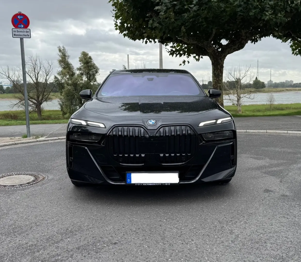 740d xDrive M-Sport Pro / Soft-Close / B&W