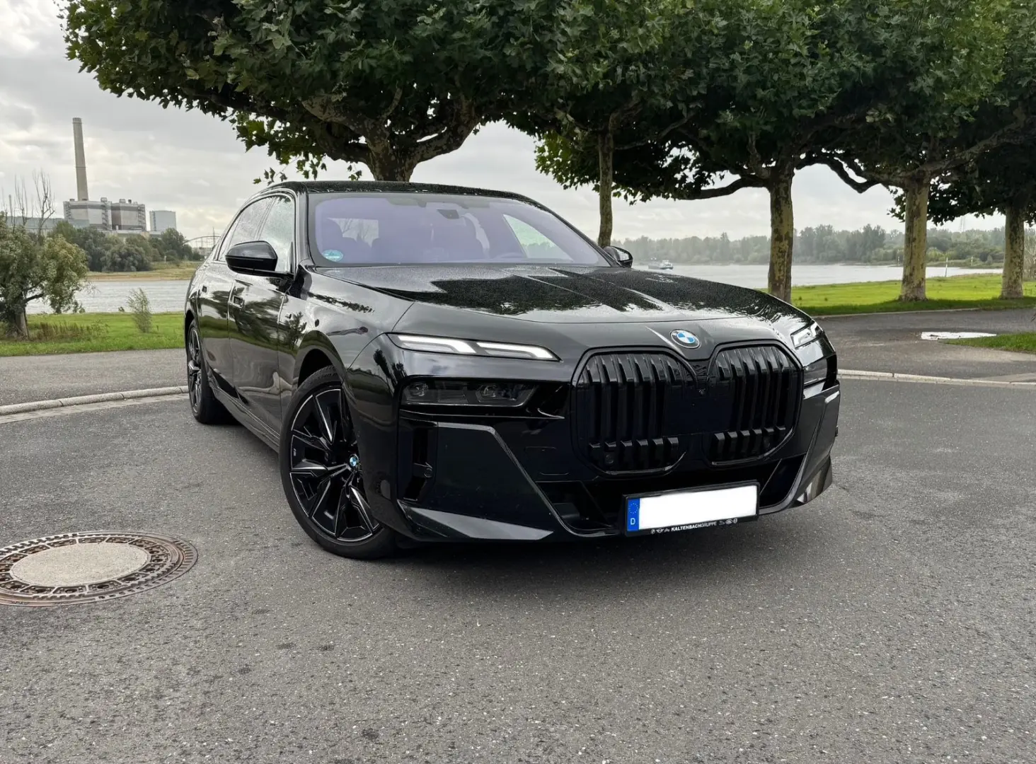 740d xDrive M-Sport Pro / Soft-Close / B&W