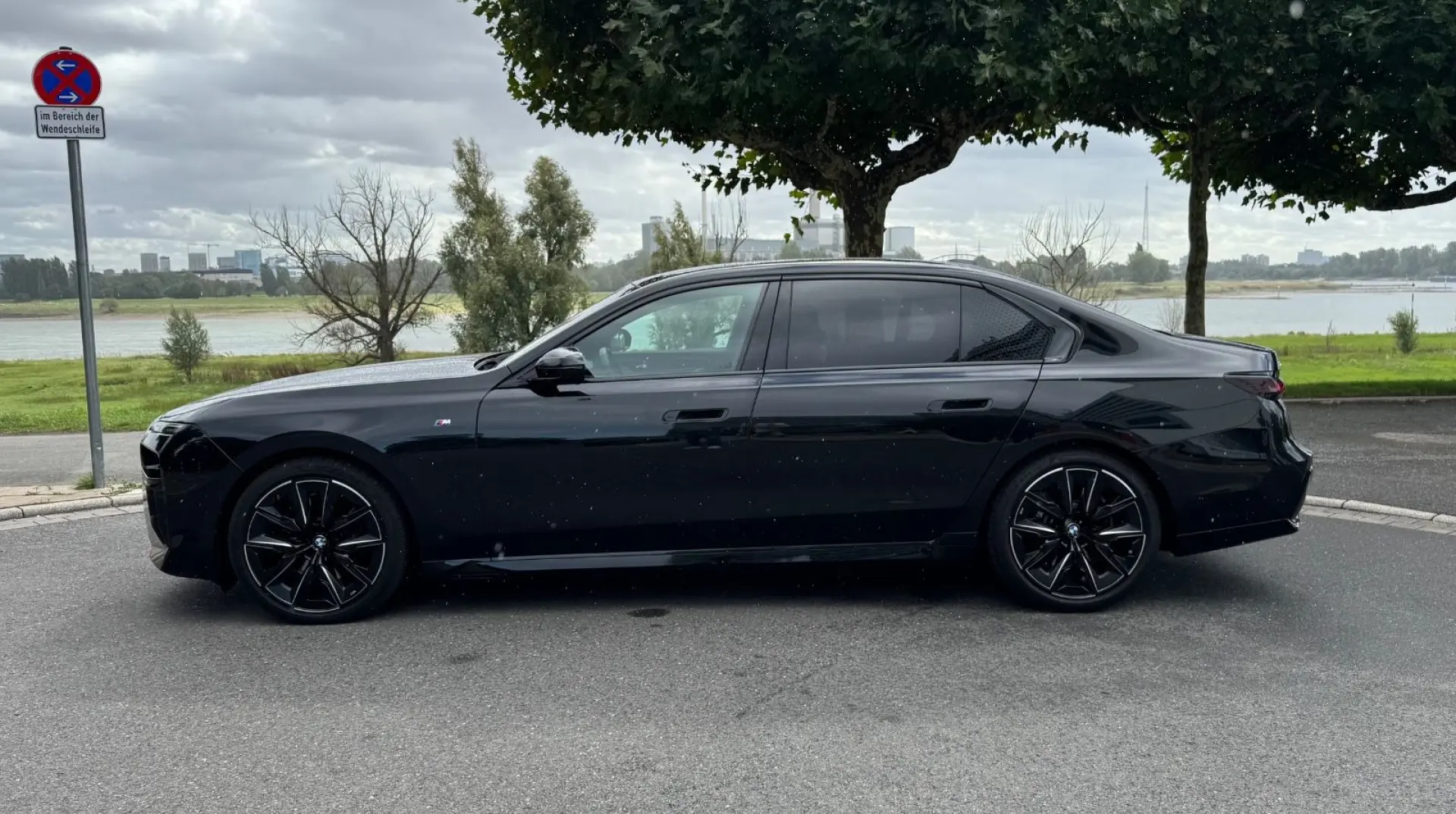 740d xDrive M-Sport Pro / Soft-Close / B&W