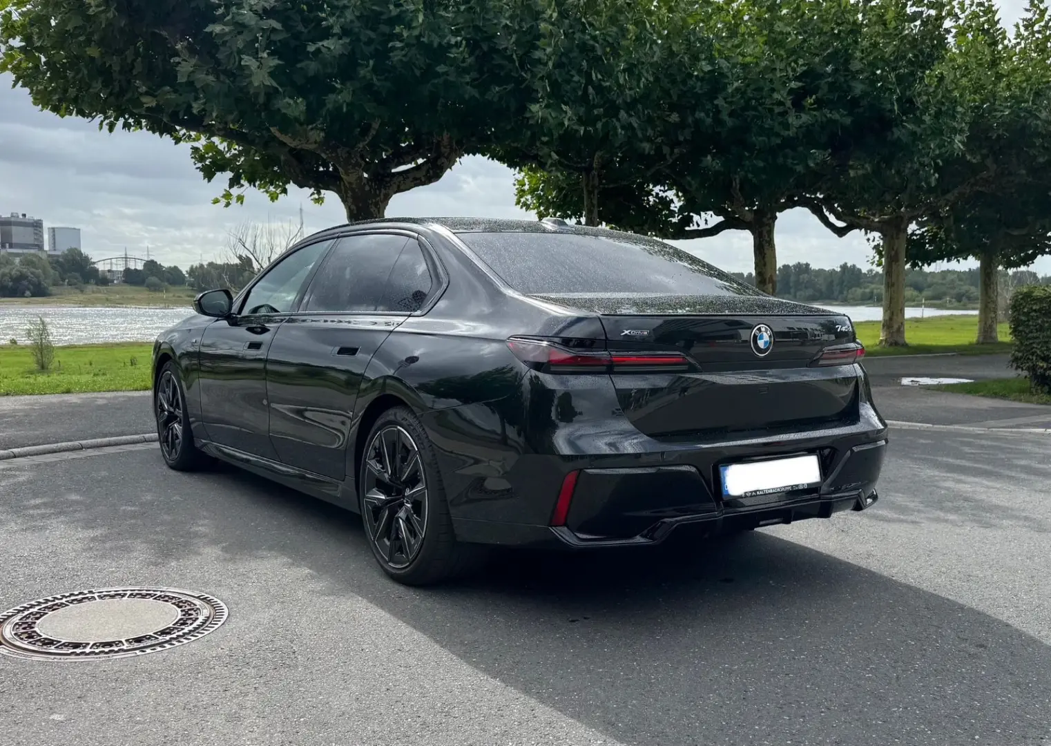 740d xDrive M-Sport Pro / Soft-Close / B&W