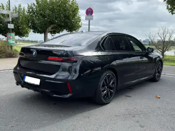 740d xDrive M-Sport Pro / Soft-Close / B&W