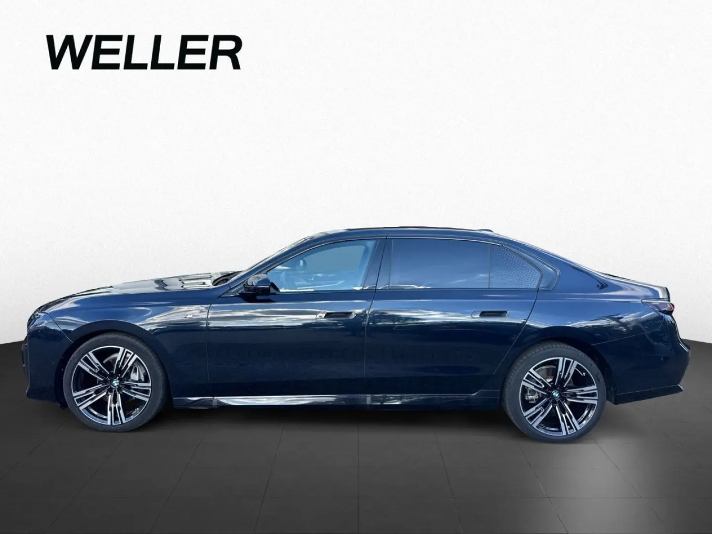 740d M-Sport SkyLounge Fond-Entert. BAB-Ass. 21