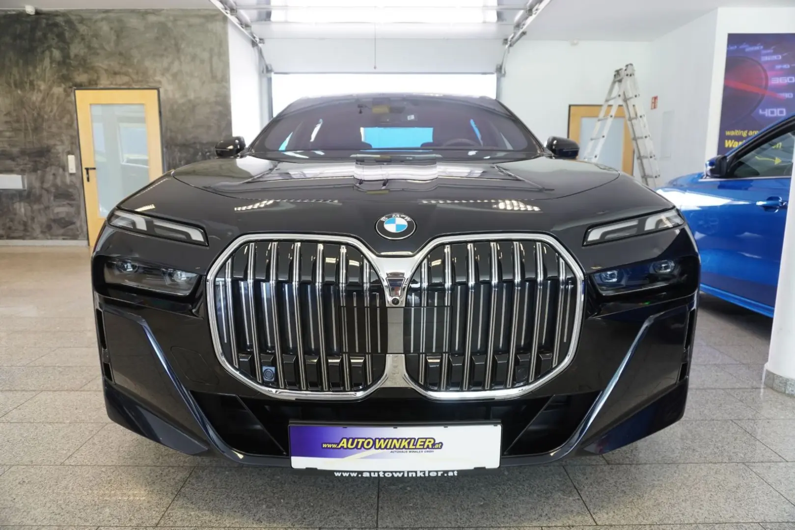 740 d xDrive Limousine Aut. Lang/M/Skyl./Kamera/