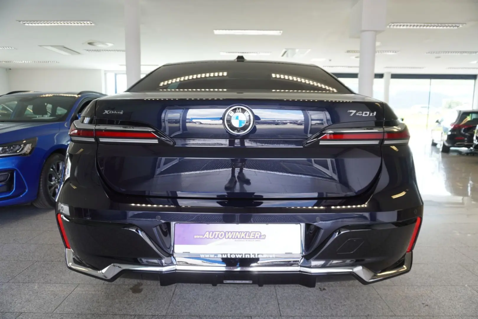 740 d xDrive Limousine Aut. Lang/M/Skyl./Kamera/