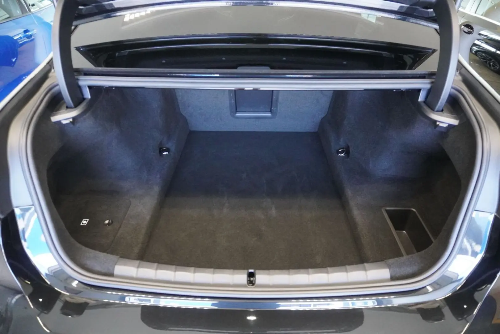 740 d xDrive Limousine Aut. Lang/M/Skyl./Kamera/