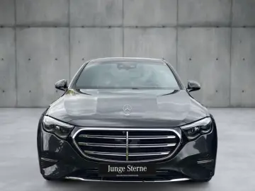 Mercedes-Benz E 300 de EXCLUSIVE Prem./PANO/Bur4D