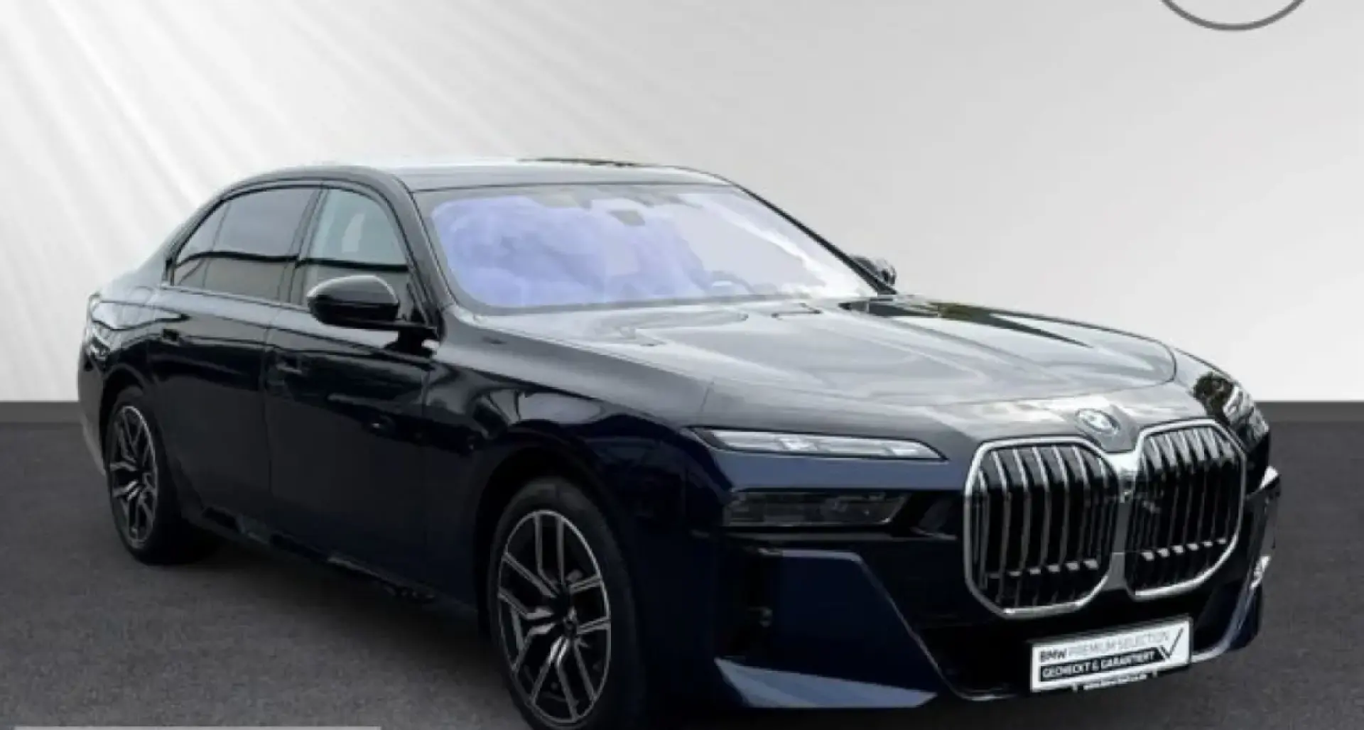 740 INDIVIDUAL Kristall TWO-TONE Executive Loung