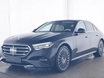 Mercedes-Benz E 300 de EXCLUSIVE Prem PANO 20