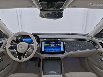 Mercedes-Benz E 300 de EXCLUSIVE Prem/PANO/20