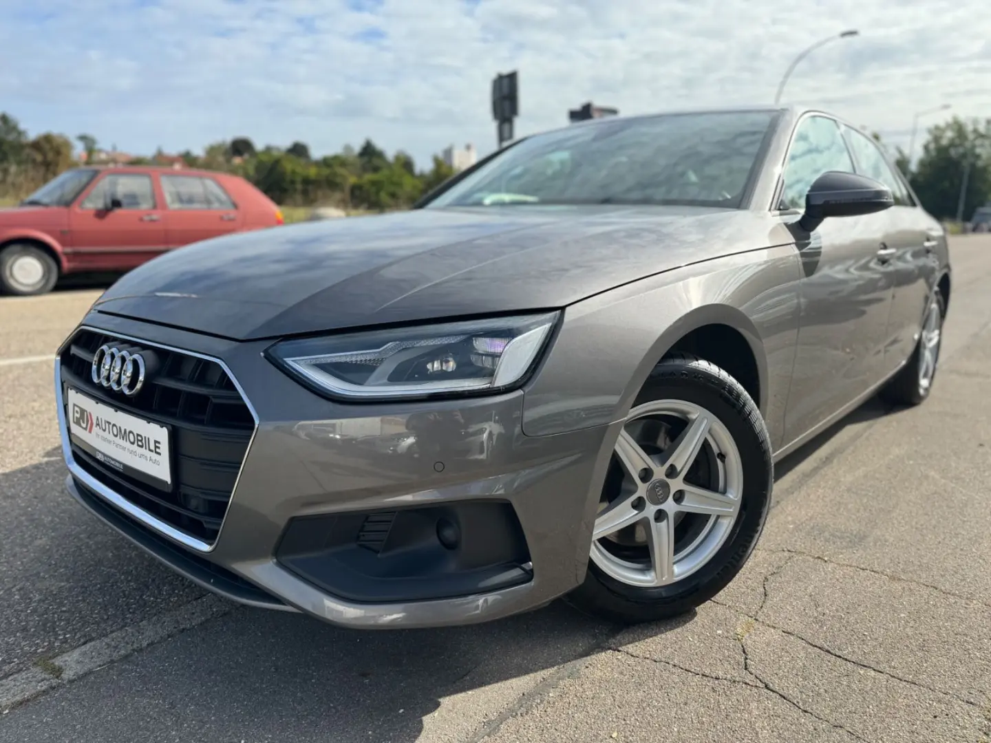 A4 Lim. 35 TDI basis Navi LED ACC 1.Hand