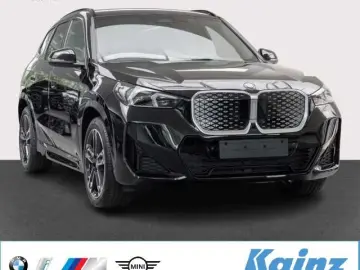 iX1 xDrive30 M Sportpaket M-Paket Navi ACC AHK H