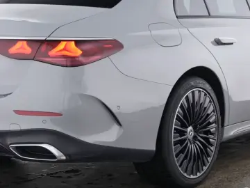 E 300 de AMG Prem./NIGHT/SUPERSCREEN/Bur4D/DIGI/