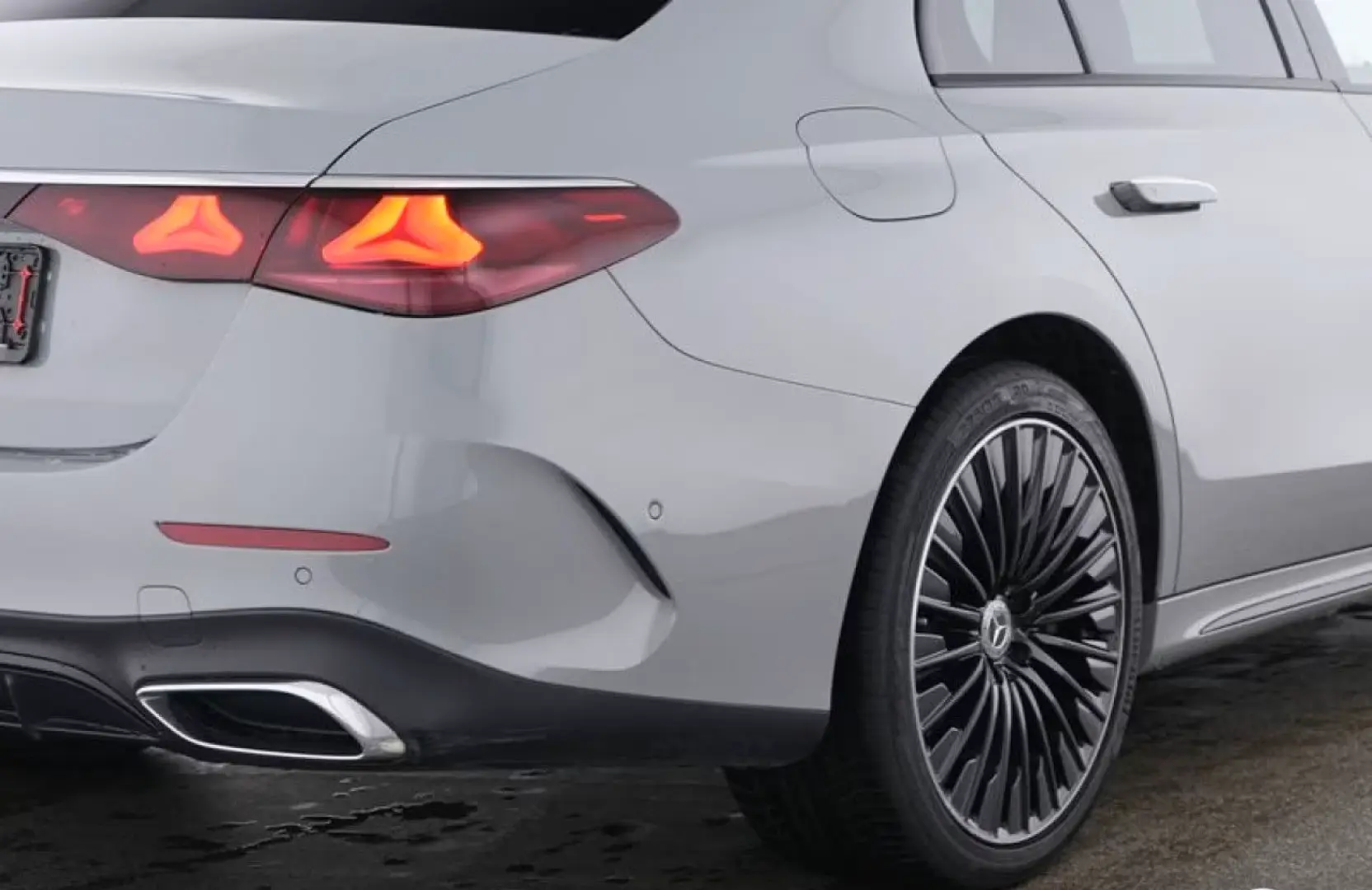 E 300 de AMG Prem./NIGHT/SUPERSCREEN/Bur4D/DIGI/