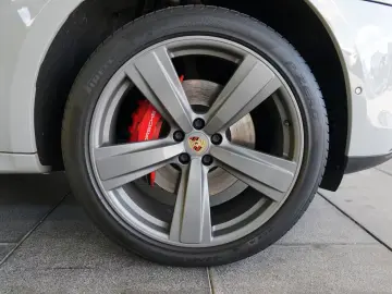 Porsche Macan S MY23/Chalk/AIR/PANO/ACC/BOSE/MEGA/21z