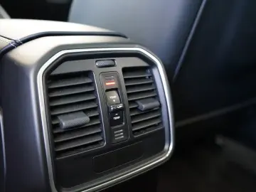 Porsche Macan S MY23/Chalk/AIR/PANO/ACC/BOSE/MEGA/21z