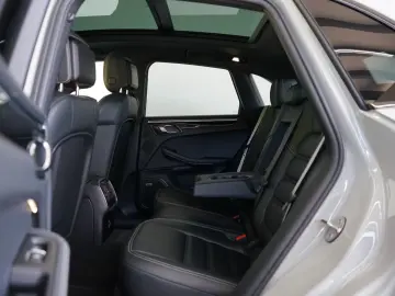 Porsche Macan S MY23/Chalk/AIR/PANO/ACC/BOSE/MEGA/21z