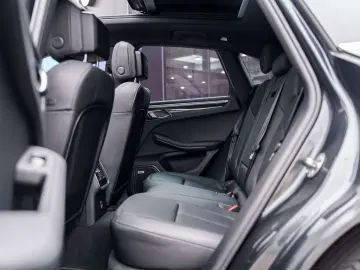Macan Macan S - Pano - 360° - Bose - ACC